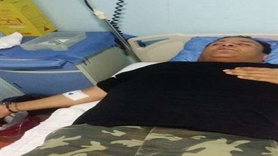 بالصور.. نقل محمد فؤاد الى المستشفى بعد تعرضه لـ وعكة صحية