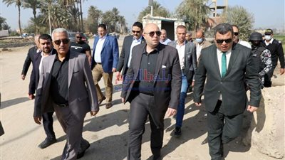 محافظ بني سويف يتفقد الأعمال المنفذة بمشروع تطوير ميدان الأزهري