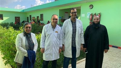 الكشف على 1000 مريض بقرية الحفير ضمن قافلة جامعة المنصورة