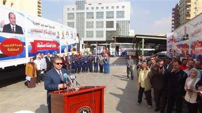 بالصور.. وزير القوى العاملة يطلق المرحلة الثانية من وحدات التدريب المتنقلة