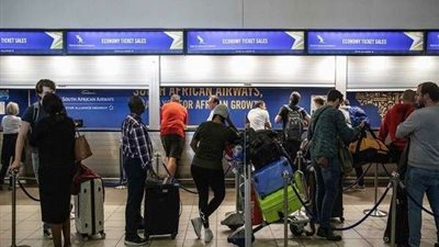 السلطة الفرنسية تعلق رحلات 7 دول إفريقية بشأن متحور 