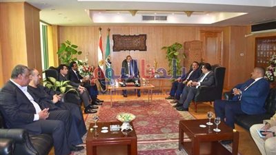 محافظ الفيوم يستقبل رئيس الجامعة وعدد من أعضاء النواب بالمحافظة