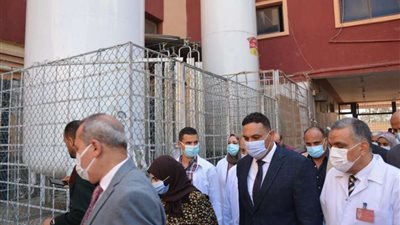 محافظ الدقهليه يتفقد مستشفى السنبلاوين العام للتأكد من الخدمات الطبية للمواطنين