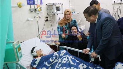 في جولته المفاجئة ببركة السبع وقويسنا.. محافظ المنوفية يوجه بتوفير العناية للمرضى