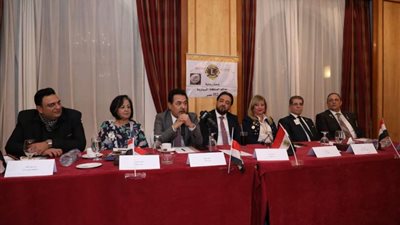 خيري رمضان: إحدى القنوات المعادية لمصر قائمة على ميزانية دولة كاملة (صور)