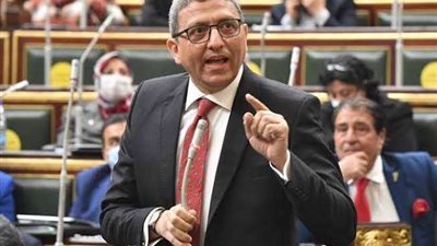 النواب يبدأ مناقشة تقرير لجنة الاتصالات والشئون الاقتصادية