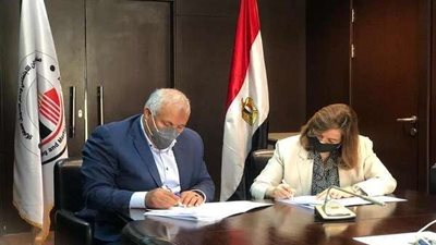 الزملوط ومي يوقعان بروتوكول تعاون لتنفيذ وحدات سكنية متنوعة