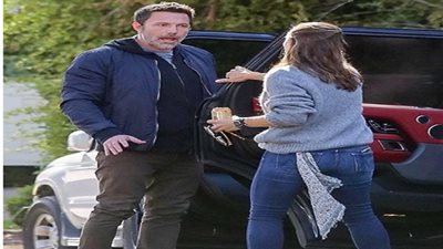 بالصور.. مشاجرة بين جينفير جارنر وطليقها 