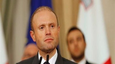 الآلاف في مالطا يتظاهرون لإقالة رئيس الوزراء