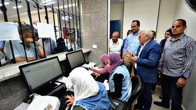 محمد وهب الله: تنظيم ندوات توعية بالتأمين الصحي الشامل في مواقع العمل