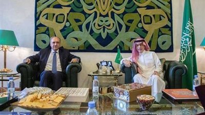 السفير المصري في الرياض يلتقي وزير الدولة لشئون الدول الأفريقية السعودي