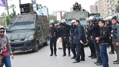 ضبط 5 أشخاص لحيازتهم مخدرات بقصد الاتجار بالجيزة