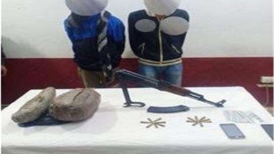 ضبط شخصين بحوزتهم 7 كيلو من مخدر البانجو وأسلحة بالعياط