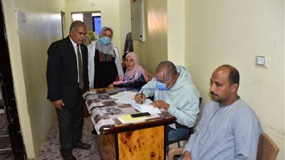 جامعة مدينة السادات تنظم قافلة طبية بقرية 