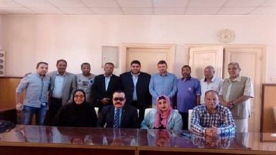 شباب العمال في أسوان: تخطينا مرحلة التصفيق للتثقيف