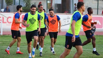 لاعبو الأهلي الغائبون عن مواجهة بني سويف يتدربون بـ