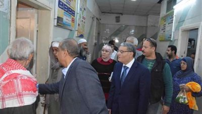 زيارة مفاجئة لمحافظ المنيا لمتابعة مستوى الخدمة الطبية بمركز الأورام والمستشفى العام