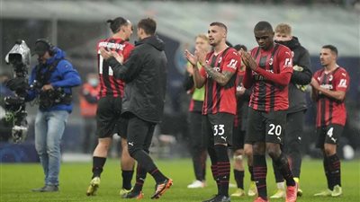 إبراهيموفيتش في الهجوم.. ميلان بالقوة الضاربة أمام جنوى في الدوري الإيطالي