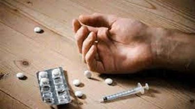 أخصائي علاج الإدمان يكشف عن الأعراض المنذرة لتعاطي المخدرات