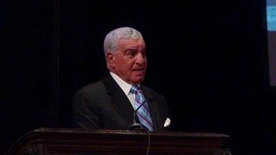 زاهي حواس: سيعرف العالم أجمع كيف مات الفرعون الذهبي