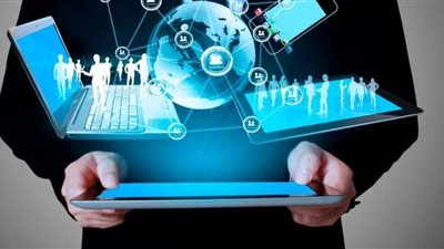 خبير أمن معلومات: معظم التطبيقات الإلكترونية تخترق خصوصية المواطن