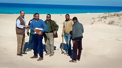 بالصور.. أسترداد قطعة أرض مملوكة للدولة بمساحة 92 فدان بمرسي مطروح