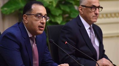 الحكومة والبنك المركزي يطلقان 3 مبادرات تحفيزية بـ150 مليار جنيه لدعم الصناعة (صور)