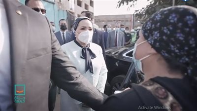 حياة كريمة تستجيب للست 