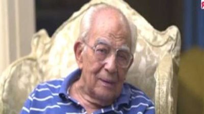 رشوان توفيق يقدم دعوي قضائية ضد نجلته.. التفاصيل