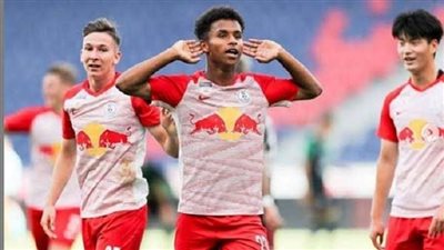 آرسنال وليفربول يتنافسان على هدف برشلونة