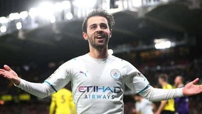مانشستر سيتي يهزم واتفورد بثلاثية ويتصدر الدوري الإنجليزي مؤقتًا