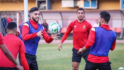 الأهلي يؤدي مرانه الأخير قبل مواجهة الهلال السوداني (صور)