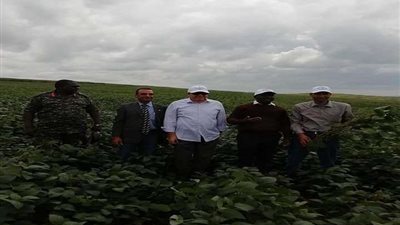 سفيرنا بأوغندا يشهد تدشين المرحلة الأولى من أعمال المزرعة النموذجية (صور)