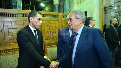 بدء عزاء الفنان محمد خيري في مسجد عمر مكرم (صور)