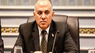 وزير الري أمام 