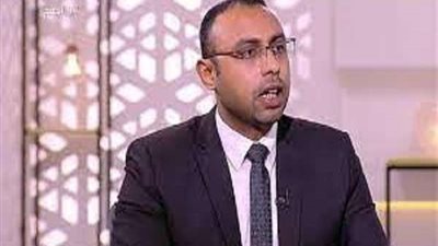 خبير اقتصادي: المشروعات القومية توفر 5 ملايين فرصة عمل.. فيديو