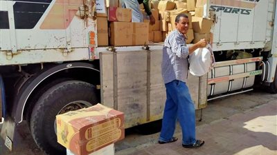 توافد كبير على قافلة جامعة القاهرة الطبية بحلايب وشلاتين