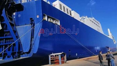 ضبط مليون عبوة مستحضرات تجميل مجهولة المصدر بميناء الإسكندرية