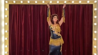 تعليـــق نــاري من نبيلة عبيد على تقليد ميرهان حسين لها (فيديو)