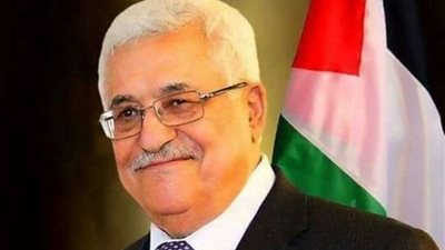 الجزائر: أبو مازن منح الرئيس تبون القلادة الكبرى لفلسطين