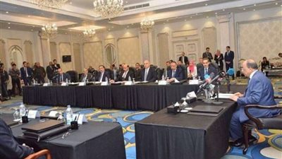 محافظ المنيا يشهد ورشة عمل التنمية المحلية للمحافظين الجدد