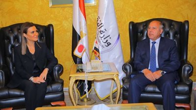 الوزير يبحث كافة الإجراءات التعاقدية الخاصة بالخط الرابع لمترو الأنفاق