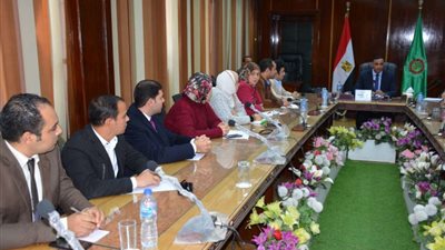 محافظ الدقهلية يجتمع بأعضاء الفريق المعاون الجدد والقدامى