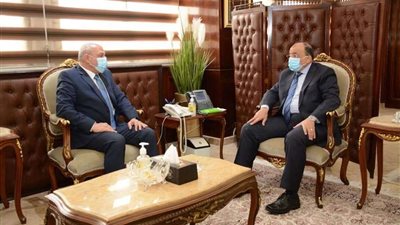 وزير التنمية المحلية يتابع مع رئيس هيئة تنمية الصعيد التعاون بين الجانبين