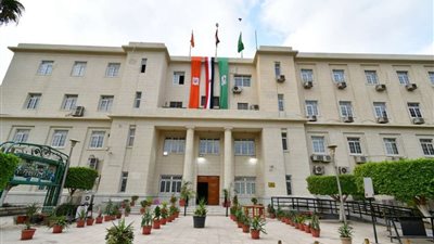 كلية الاقتصاد والعلوم السياسية بجامعة القاهرة تنظم ملتقى التوظيف السنوي في دورته الـ21