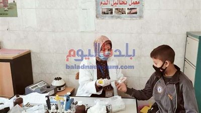 صحة المنيا تقدم الخدمات الطبية والعلاجية لـ 1673 مواطن بقرية حلوة بمطاي