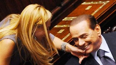 عاجل.. صور وتسجيلات وفضائح أخلاقية 