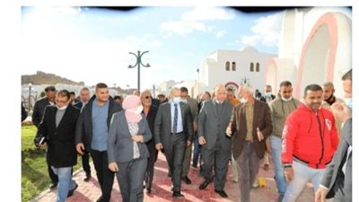 بتوجيهات من الرئيس.. محافظ القاهرة يلتقى أصحاب الورش بمدينة الفواخير