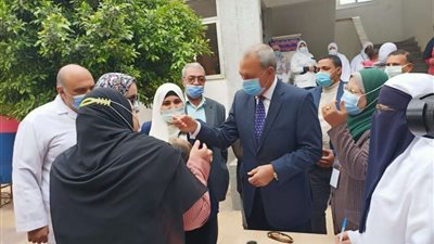 محافظ الشرقية يتابع أعمال تنفيذ الحملة القومية للتطعيم ضد مرض شلل الأطفال