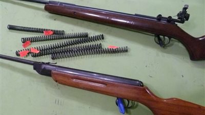 القبض على مالك محل بحوزتة بنادق ضغط هواء بدون ترخيص بالمنوفية